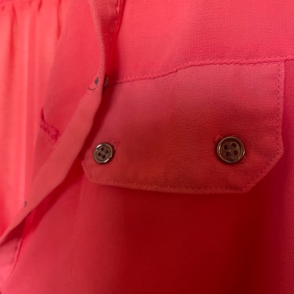 Women’s Sheer Utility Blouse Size Medium with Button Up Sleeves lightweight Chic - Picture 3 of 9